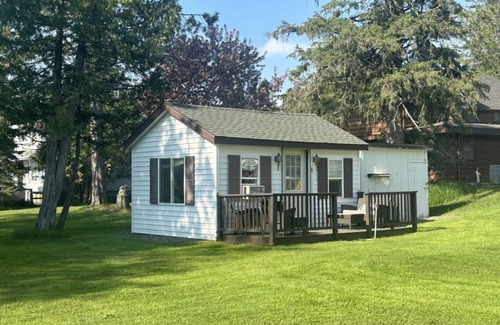 Duluth House | Lake Home with guest cabin and huge yard