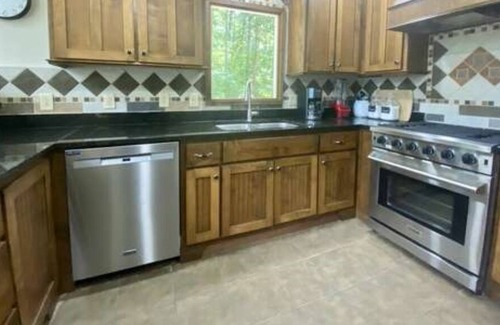 Buckhead House | Lake House near Sugar Creek Marina