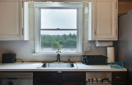 White Haven House | Lake House Retreat in the Heart of the Poconos. Hot Tub, Pool Table, Fire Pit