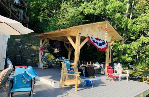 Town of Macomb Cottage | Lake House