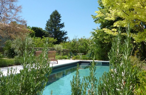 Rousset-les-Vignes Ski Chalet | Lake house with private pool, in Drôme Provençale