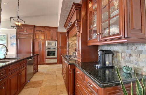 Brighton House | Lake House w/Hot tub, Boat Slip, Pool Table and Fire pit - 5 min to beach!