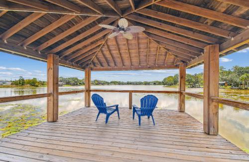 Westchase House | Lake House Westchase area. Heated Pool Waterfront!