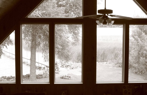 Isle House | Lake house with personal zero entry walk in beach