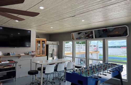 Azle House | Lake House With Private Pickleball Ct + Game Room At The Beautiful Cooley Point