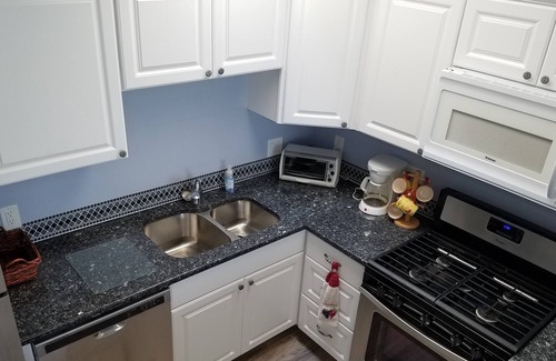 Burtchville House | LAKE HURON BEACH SUITE