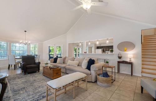 Seguin House | Lake It Easy on Lake McQueeney