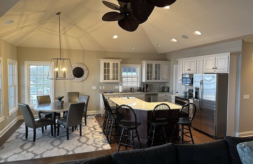 Angola House | LAKE JAMES 1st basin beautiful home