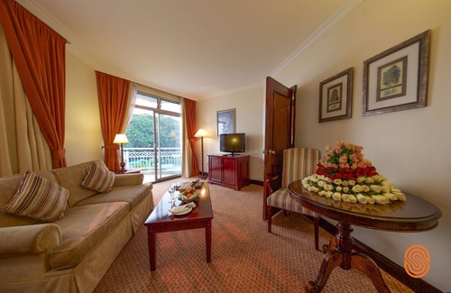 Gisenyi Hotel | Lake Kivu Serena Hotel