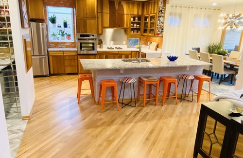 Flowery Branch House | Lake Lanier RETREAT w Beach!Dock!Arcades!Kayaks!Paddle Boards!Fire-pit!