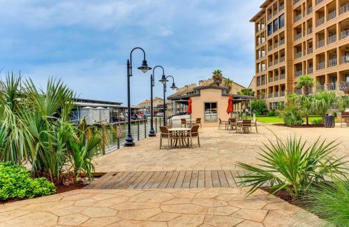 Horseshoe Bay Apartment | Lake LBJ Condo with Private Balcony, Lake Views