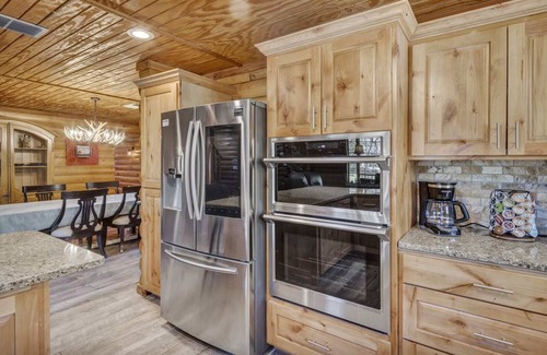 Kingsland House | Lake LBJ Haven- Quiet Lakefront Cabin w/Fire Pit