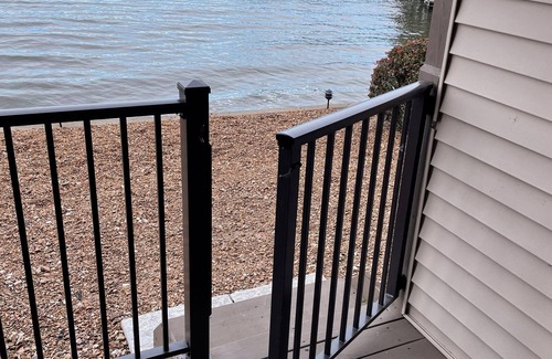 Osage Beach Condo | Lake Level Condo with direct access to lake from the back deck!