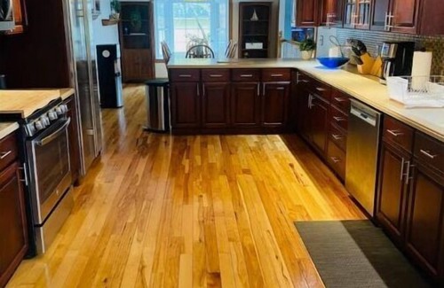 Three Rivers House | Lake life at its best!