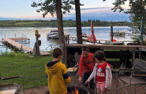 Torrington House | Lake Living! Enjoy the lake this summer!