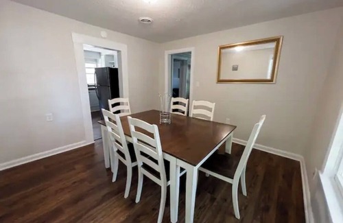 Scottsboro Cabin | Lake Lodge - 2 bed/2 bath Cabin