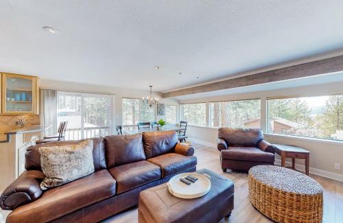 Tahoe Village House | Lake Lookout