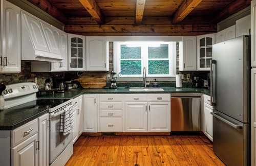 Lake Lure Cabin | Lake Lure Cabin