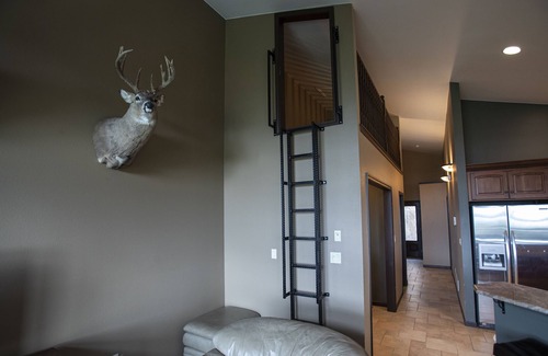 Brule House | Lake Mac House on Bayside Golf Club's 18th Hole
