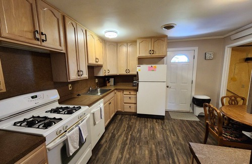 Lemoyne House | Lake Mac Lodge Ranch House - Charming 4-bedroom house in Lemoyne