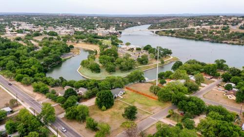Marble Falls House | Lake Marble Falls Waterfront, House, Wet Slip, Huge Yard