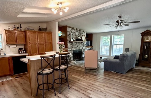 West Olive House | Lake Michigan getaway close to beaches and boat launches