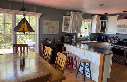 Bay Shore House | Lake Michigan Love! Sunsets and splashes