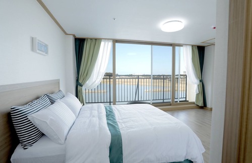 Toseong Hotel | Lake Ocean Resort Sokcho