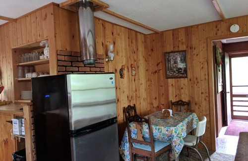 Sioux Narrows Nestor Falls Cabin | Lake of the Woods - quiet waterfront cabin, great fishing