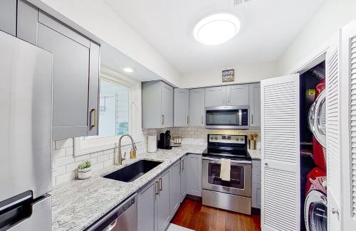 Lakeland Apartment | Lake Ozark Vista