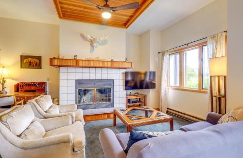 Lake Placid Apartment | Lake Placid Condo with Patio - Walk to Beach!