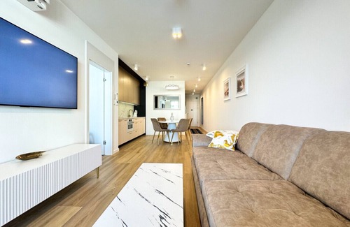 Trzebiatow Apartment | Lake pool view with private beach access Garage