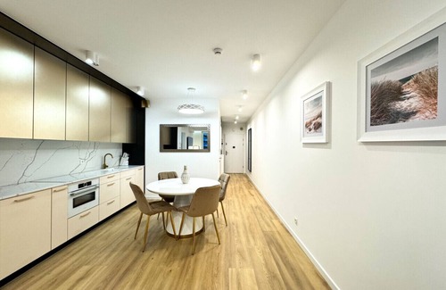 Trzebiatow Apartment | Lake pool view with private beach access Garage