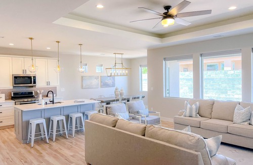 Page House | Lake Powell, Antelope Canyon, Horseshoe Bend Stunning Gem