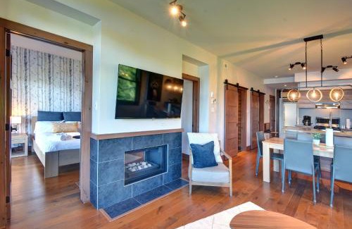 Lac Superieur Village House | Lake Resort Suite: Views & Amenities