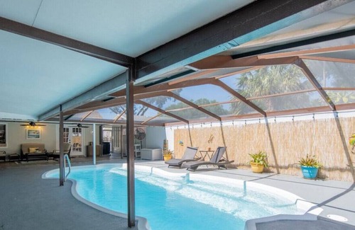Cypress Gardens House | Lake Roy · Spacious Legoland area pool home