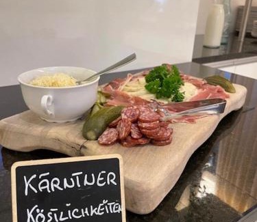Poertschach am Woerthersee Hotel | Lake's - My Lake Hotel