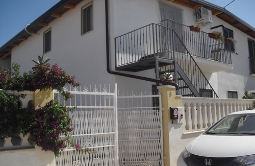 Cagnano Varano House | lake-sea apartment