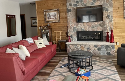 Ponsford House | Lake side Cabin Bad Medicine Lake MN