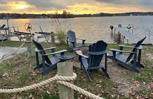 Palmyra Cottage | Lake Side Cottage - Summer or winter escape