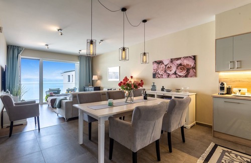 Balatonlelle Apartment | Lake Side Luxury-Steps To The Lake Lela, Balatonlelle, Hungary