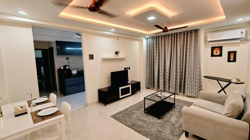 Powai Apartment | Lake Side Serviced Apartment by Maxxvalue
