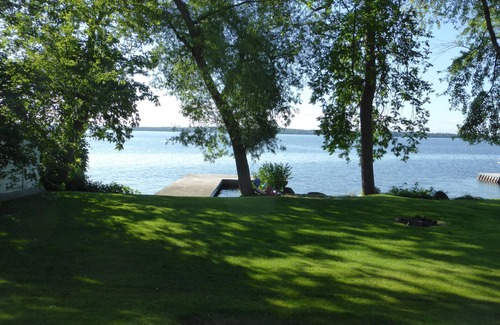 Innisfil Cottage | Lake Simcoe Waterfront Cottage-Private Dock, Renovated