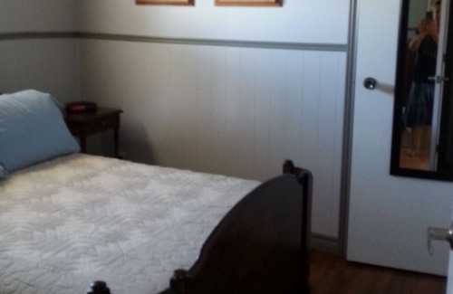 Pointe aux Roches Cottage | Lake St. Clair Cottage Rental - The Lake/Cottage