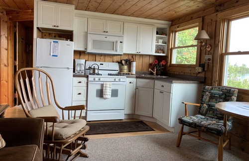 Copper Harbor Cottage | Lake Superior 2 BR Cottage In Copper Harbor Michigan