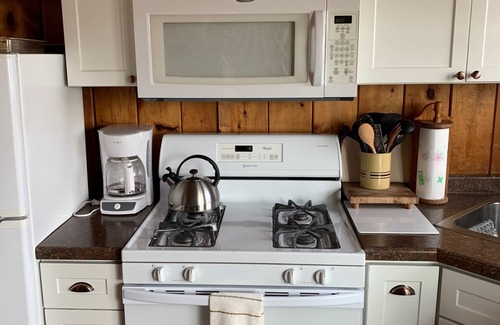 Copper Harbor Cottage | Lake Superior 2 BR Cottage In Copper Harbor Michigan