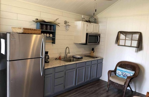 Mead Cabin | Lake Texoma Lakefront Cabin - Texoma Coast