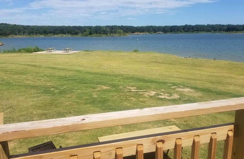 Mead Cabin | Lake Texoma Lakefront Cabin - Knotts Landing