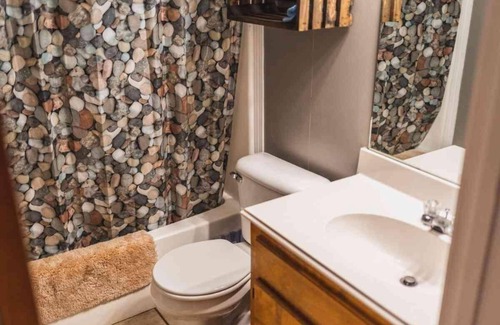 Mead Apartment | Lake Texoma Six-Plex Room - Twin Beds