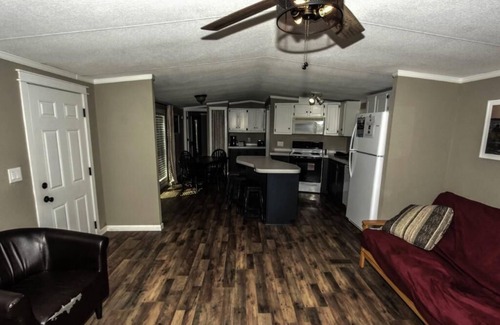 Mead House | Lake Texoma Vacation Home Wakezone